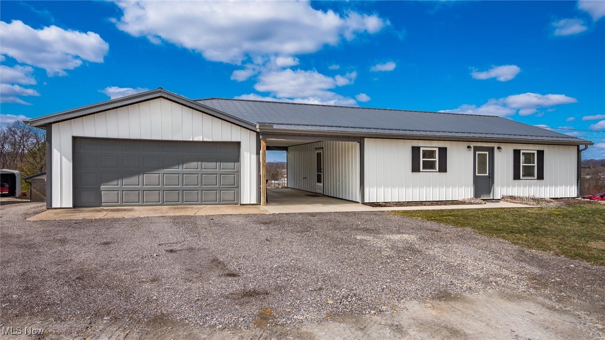 3025 Shaw Road, Zanesville, Ohio image 4