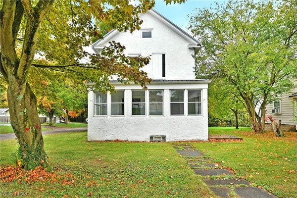 201 ELM ST, STRUTHERS, OH 44471 - Image 2b0f956a0abe2b2c425baeaeddb6ec50/289799324