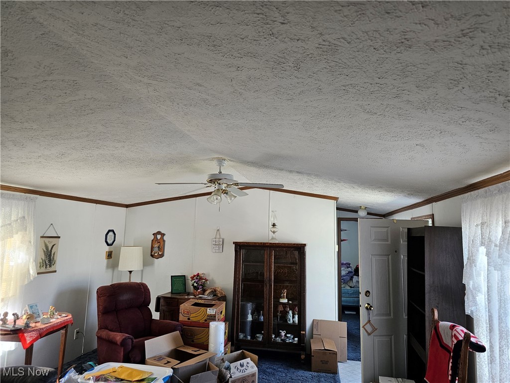 23 Thomas Drive, Middlefield, Ohio image 7