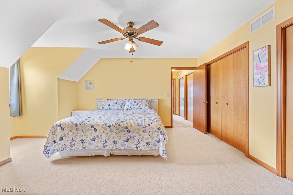 7000 Ravenswood Drive, Parma, Ohio image 25