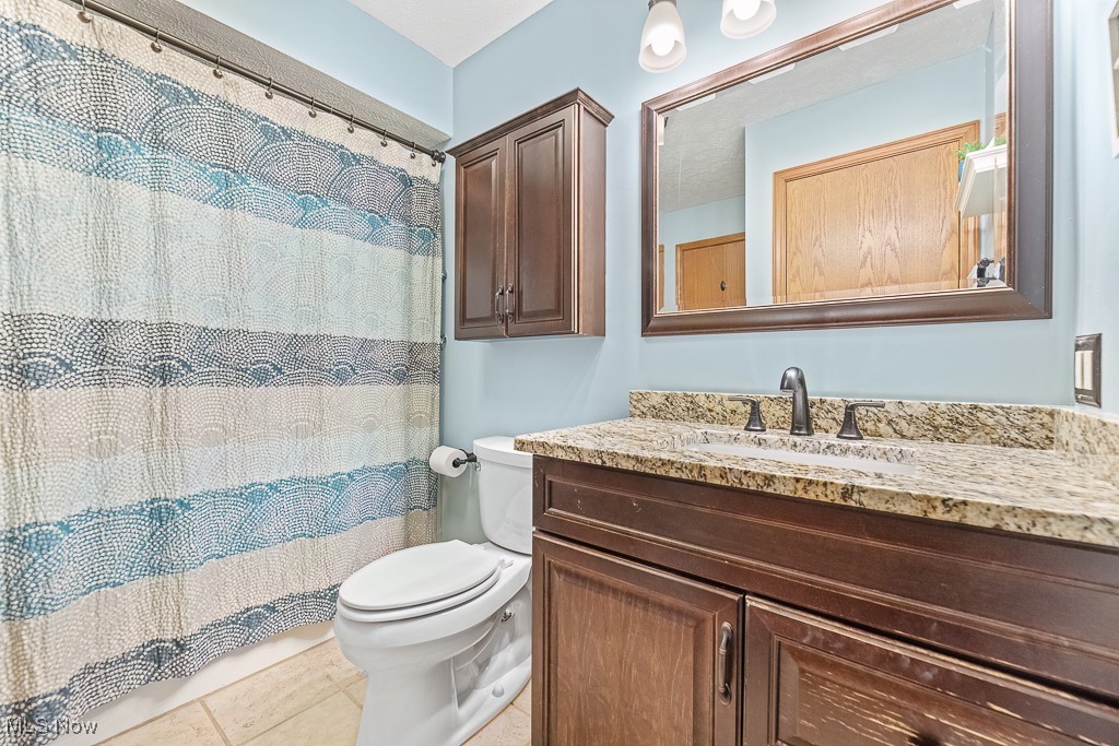7000 Ravenswood Drive, Parma, Ohio image 23
