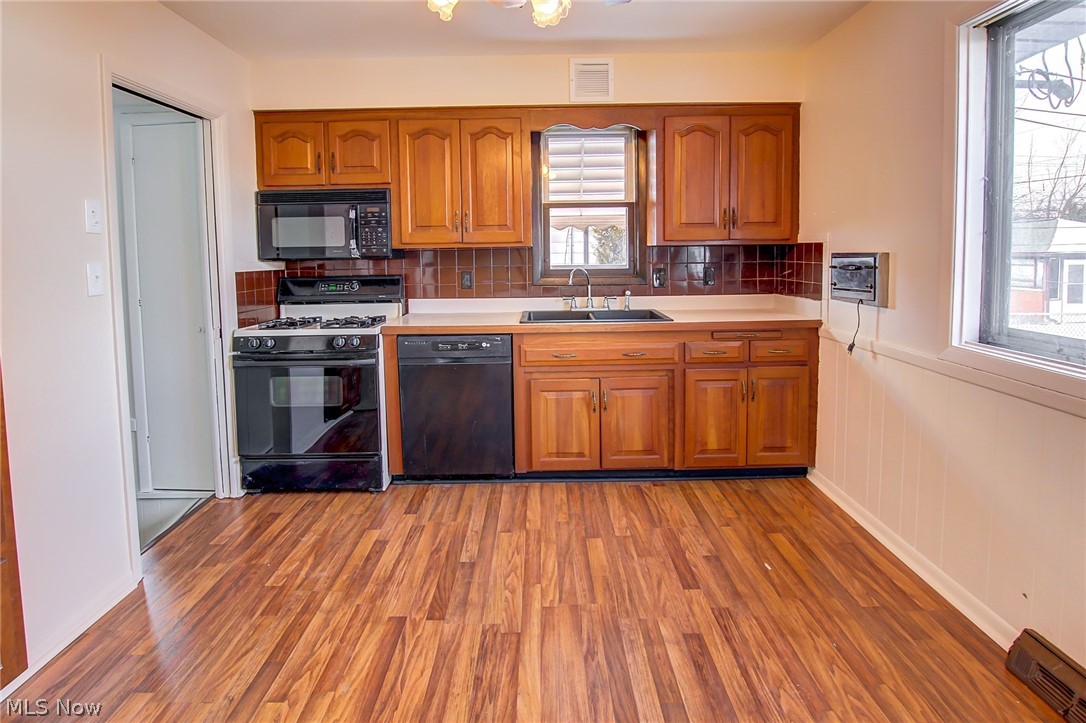 Alex Fodo Realty Cos Sub 12 - Residential