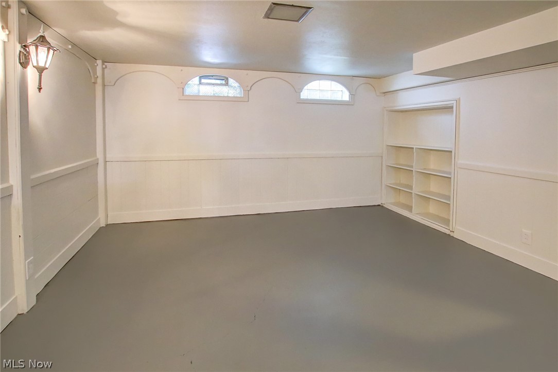 Alex Fodo Realty Cos Sub 12 - Residential