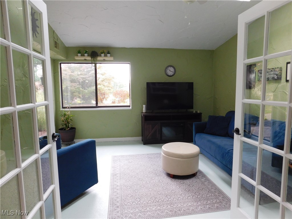 Hampton Woods - Residential