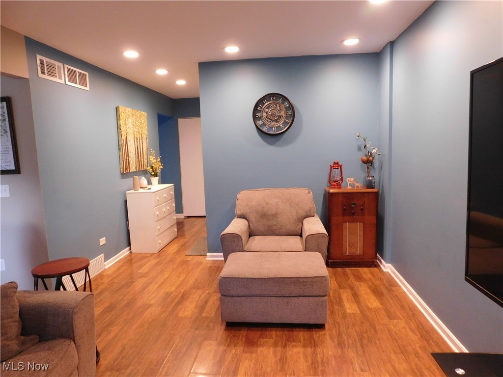 Hampton Woods - Residential