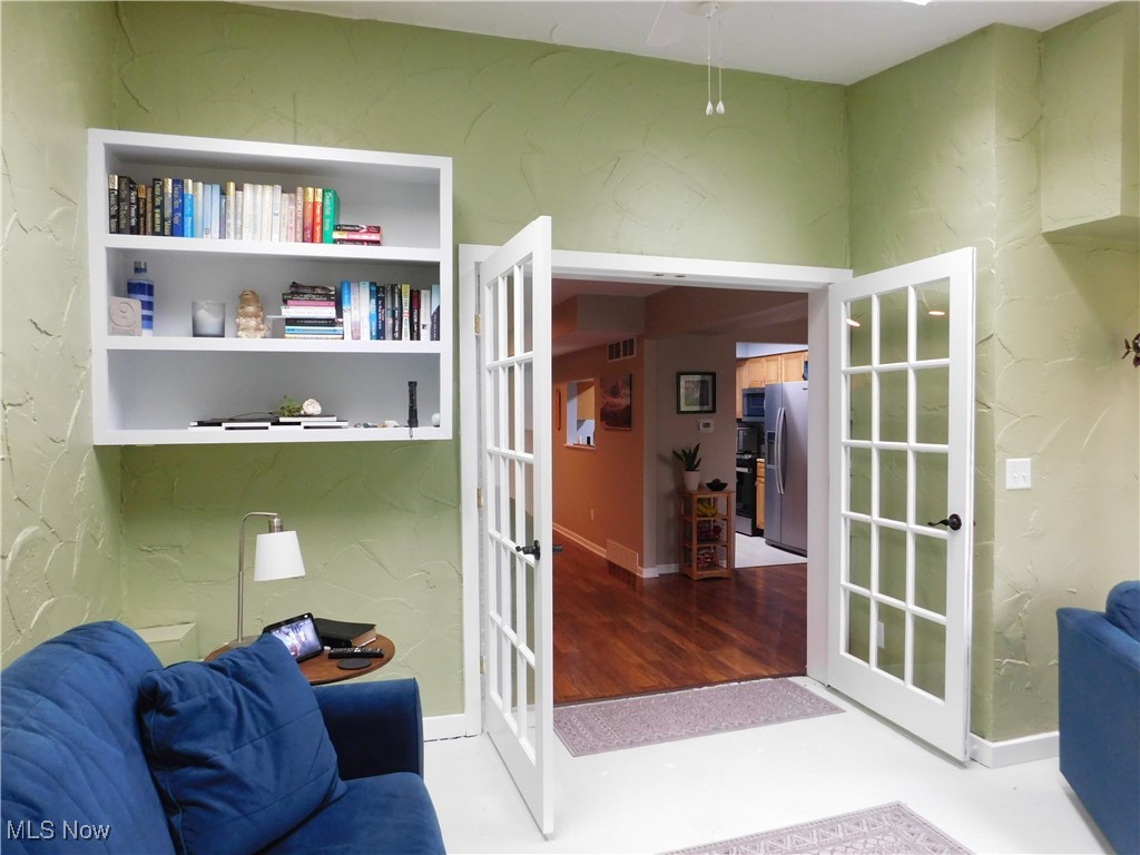 Hampton Woods - Residential