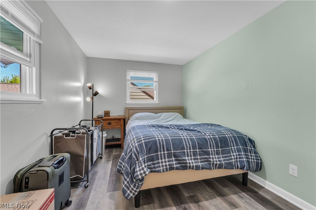E J Dickeys Third Surv - Residential