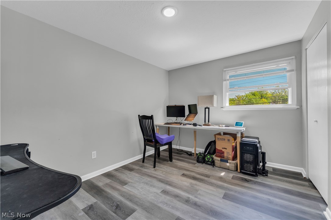 E J Dickeys Third Surv - Residential