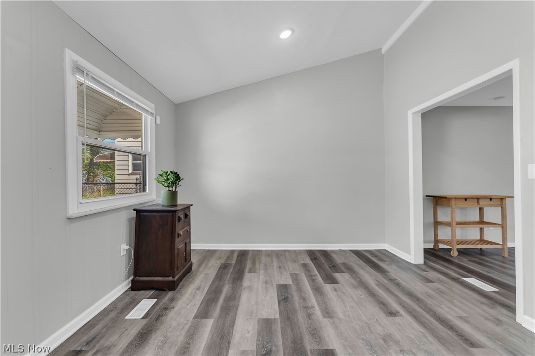 E J Dickeys Third Surv - Residential