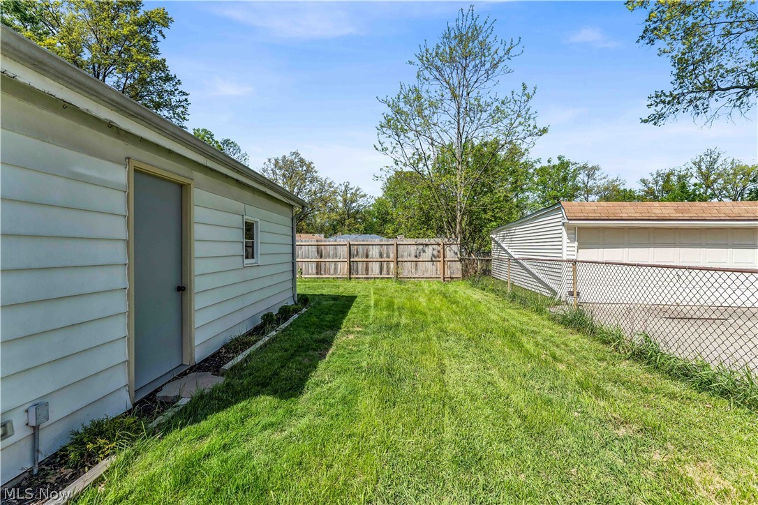 E J Dickeys Third Surv - Residential