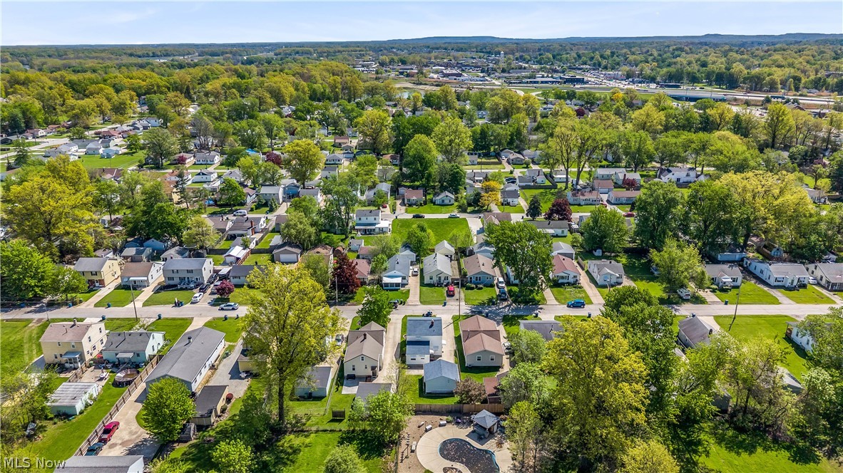 E J Dickeys Third Surv - Residential
