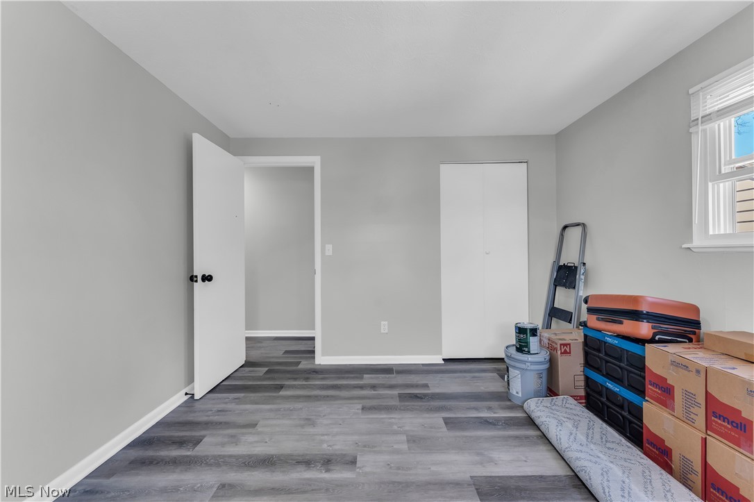 E J Dickeys Third Surv - Residential