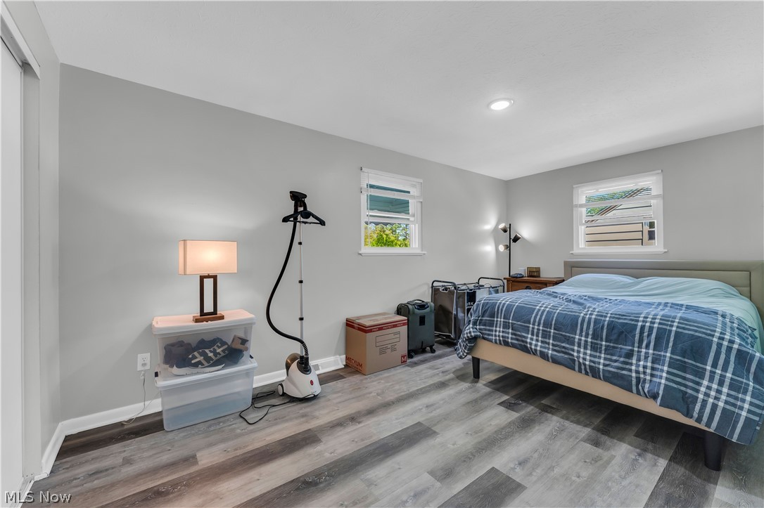 E J Dickeys Third Surv - Residential