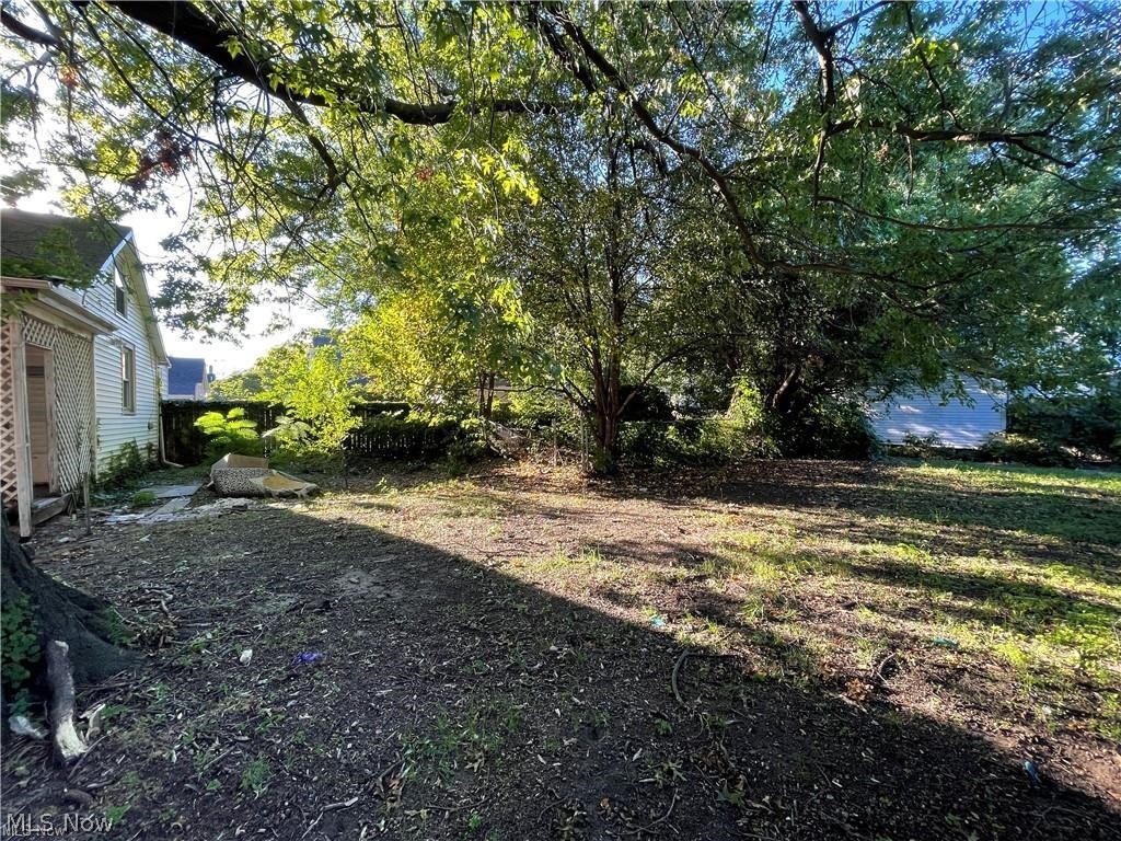 J M Hoyts Sub - Residential