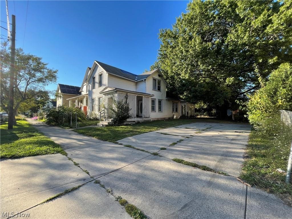 J M Hoyts Sub - Residential