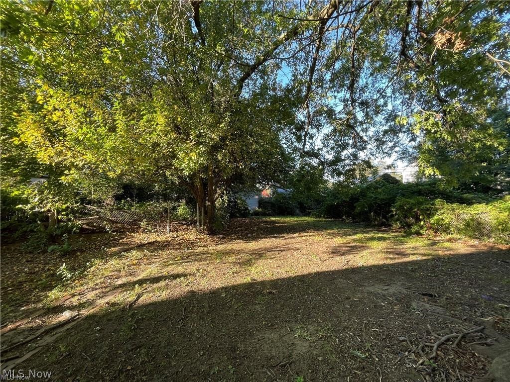 J M Hoyts Sub - Residential