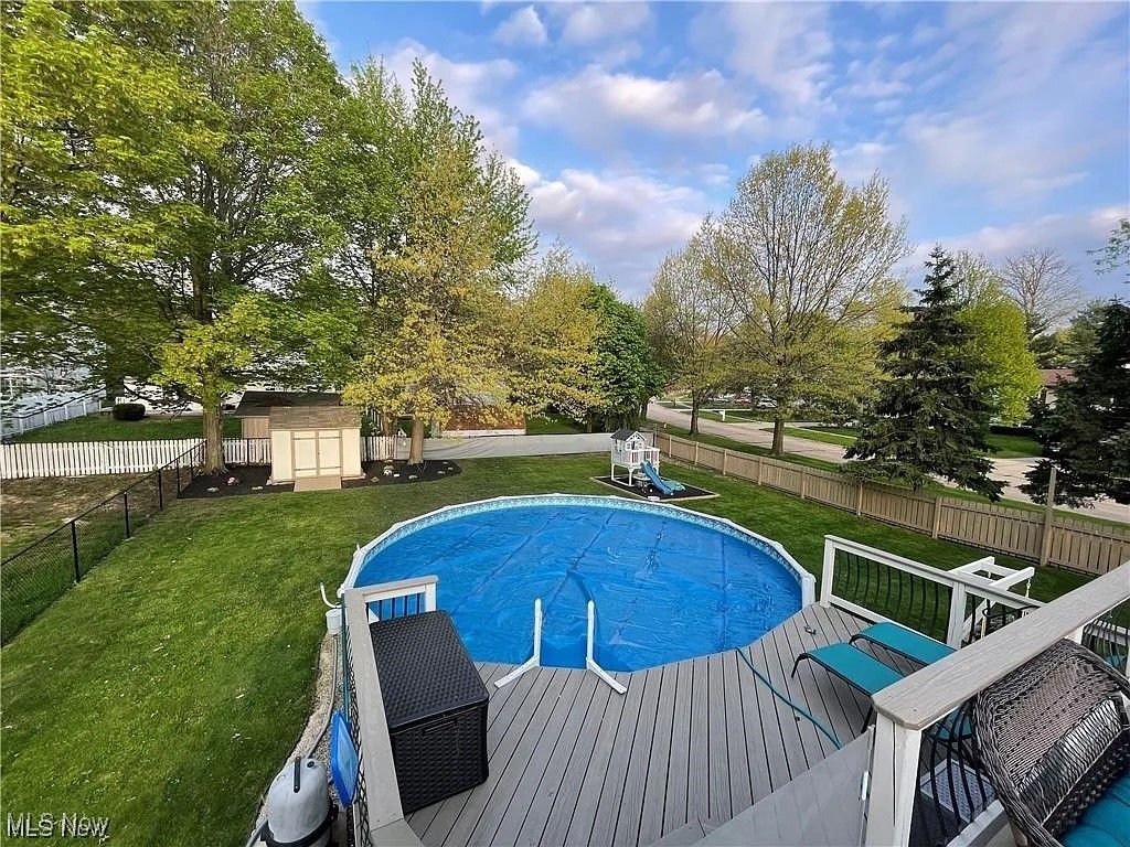 Photo of 5817 Fenwood Court, Mentor on the Lake, OH 44060 (MLS # 5180540)