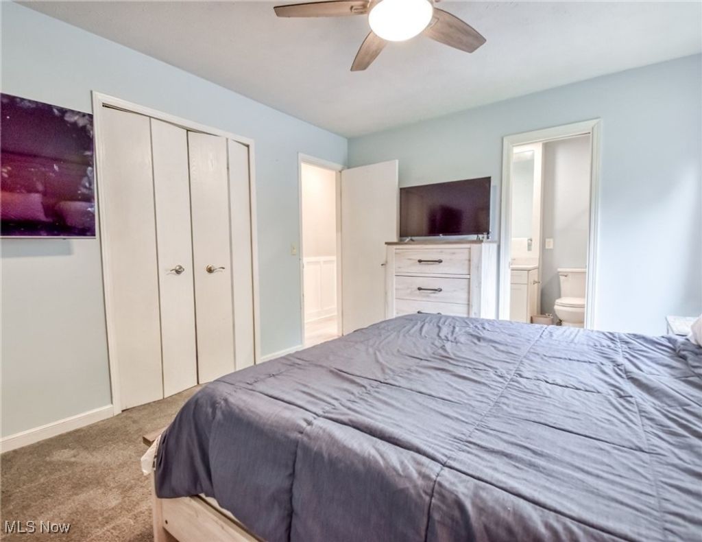 Photo of 5817 Fenwood Court, Mentor on the Lake, OH 44060 (MLS # 5180540)