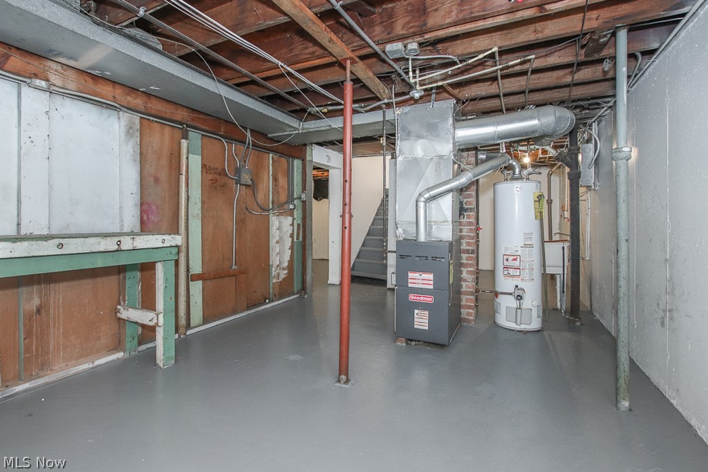 Maple Heights Companys - Residential Lease