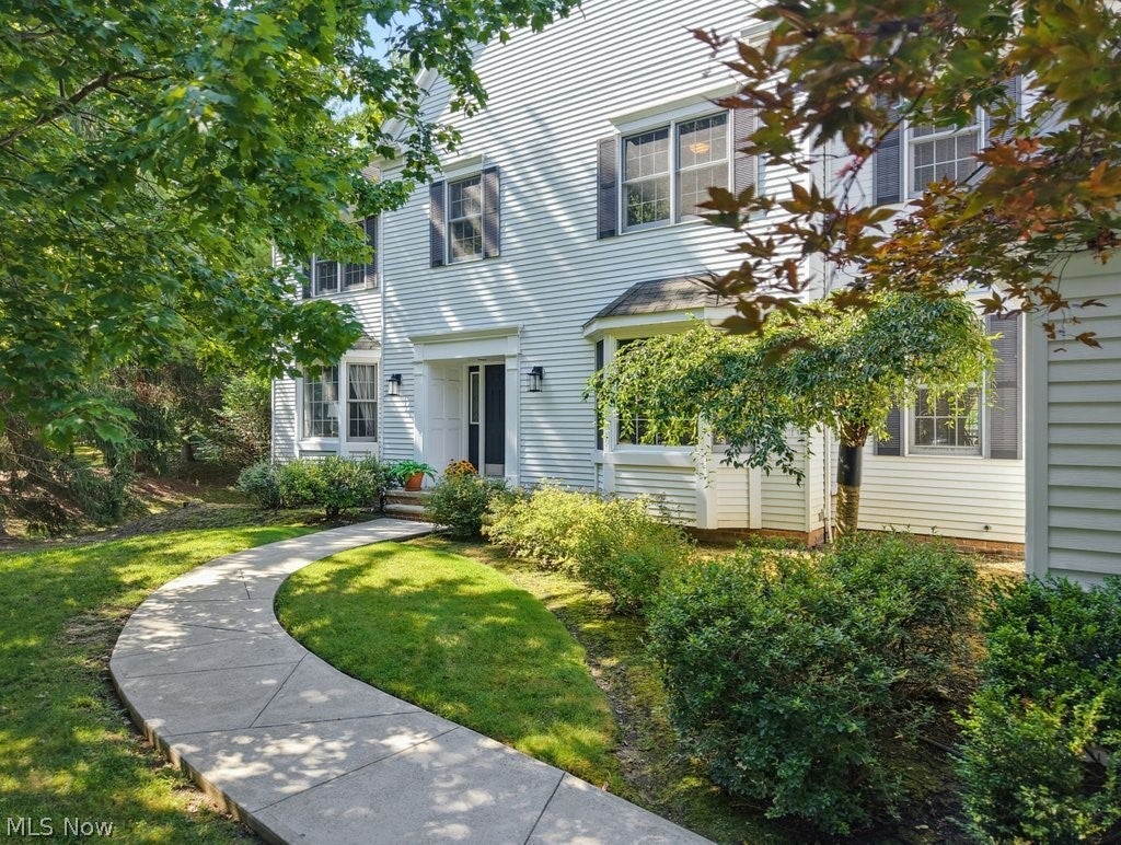 6460 Laura Lane