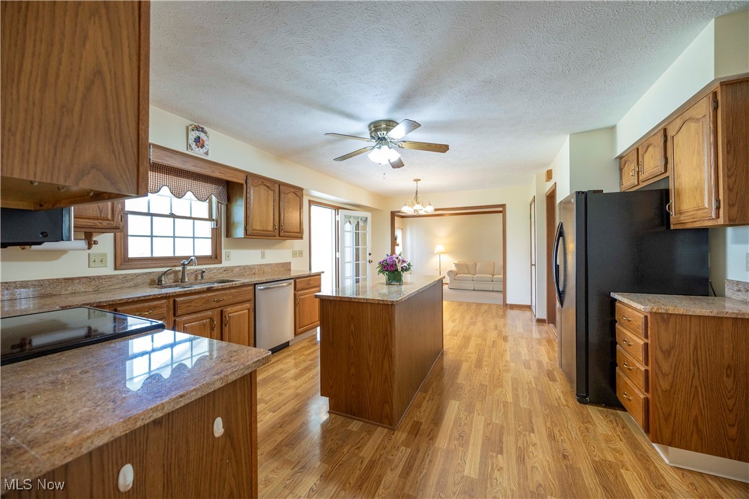 24928 Copopa Trail, Columbia Station, Ohio image 4