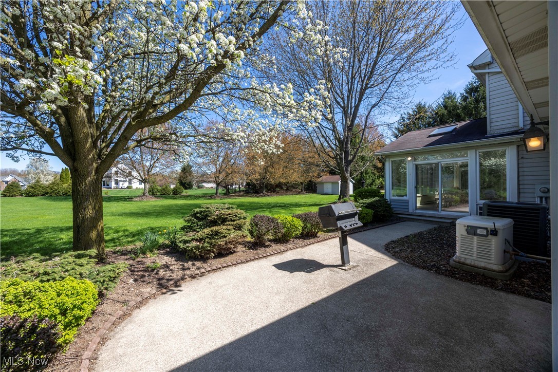 24928 Copopa Trail, Columbia Station, Ohio image 45