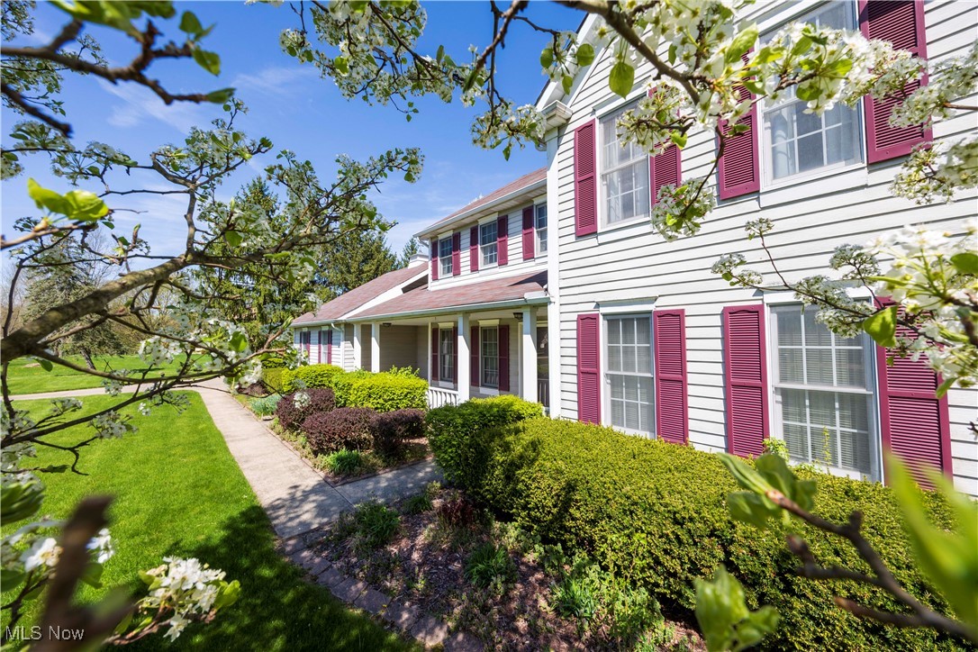 24928 Copopa Trail, Columbia Station, Ohio image 3