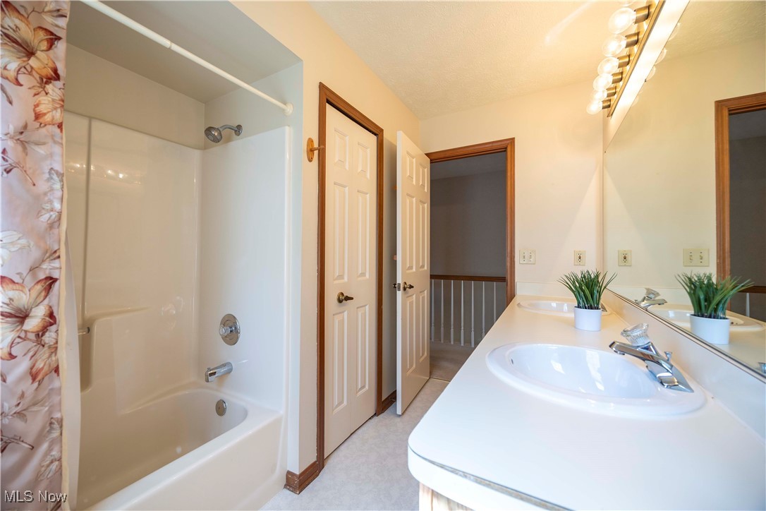 24928 Copopa Trail, Columbia Station, Ohio image 34
