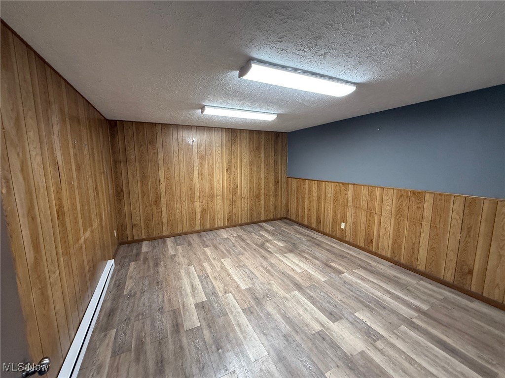 Twinsburg 01 - Commercial Lease