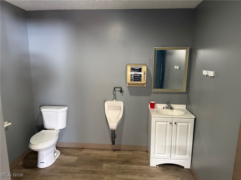 Twinsburg 01 - Commercial Lease