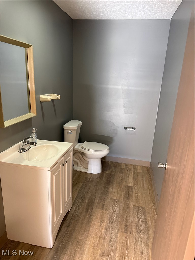 Twinsburg 01 - Commercial Lease