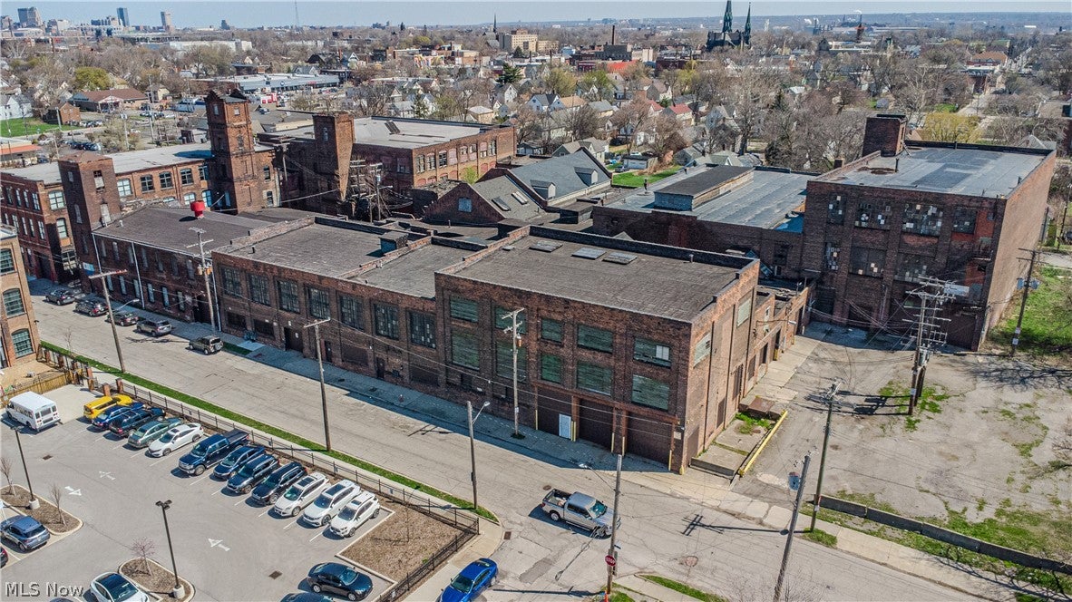 3155 W 33rd Street