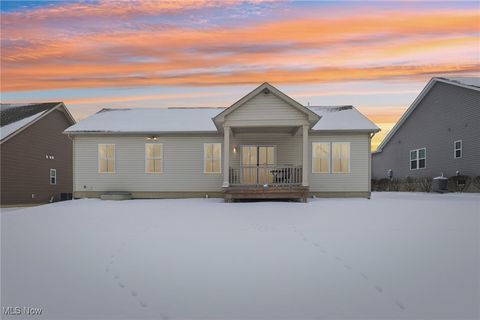 Tiny photo for 1951 E Woodland Drive, Akron, OH 44313 (MLS # 5179580)