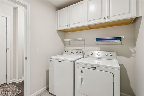 Tiny photo for 1951 E Woodland Drive, Akron, OH 44313 (MLS # 5179580)