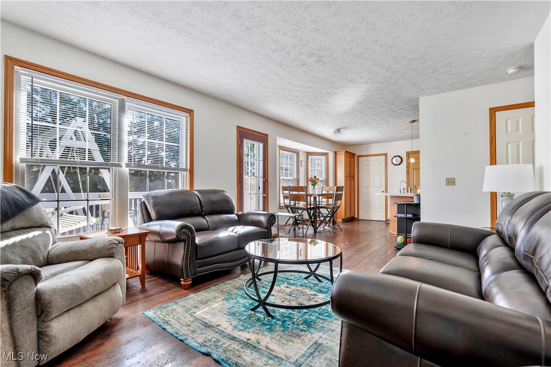 Cloverleaf West - Residential