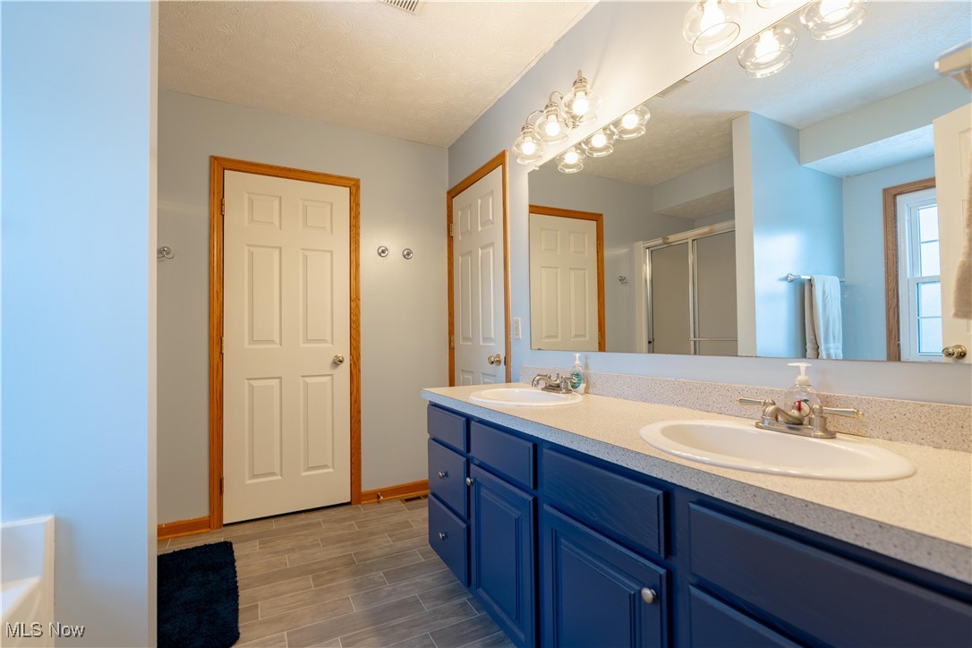 Cloverleaf West - Residential