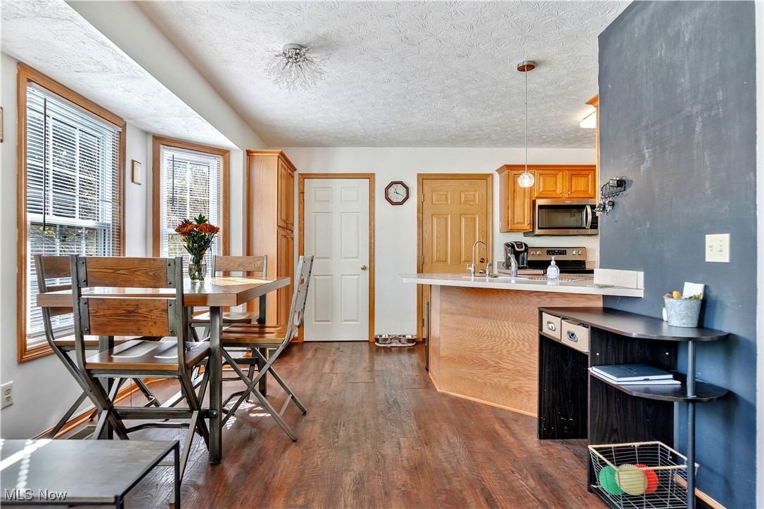 Cloverleaf West - Residential