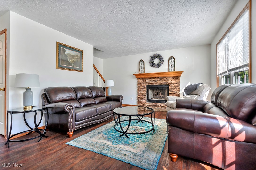 Cloverleaf West - Residential