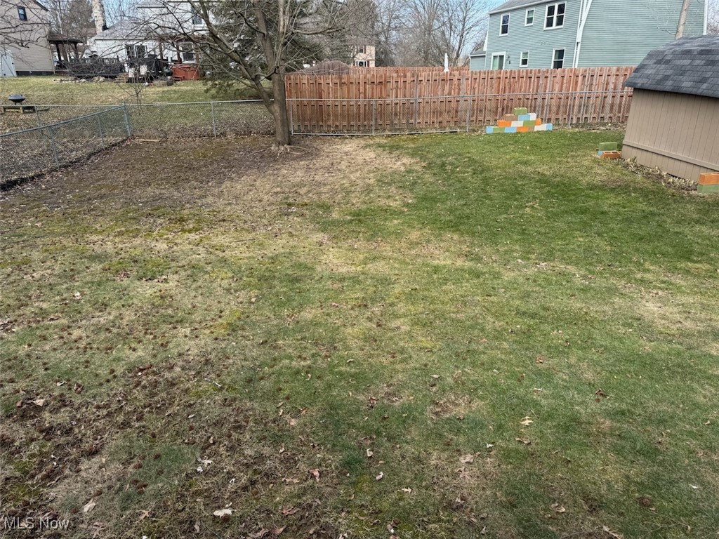 563 Larkspur Court, Medina, Ohio image 48
