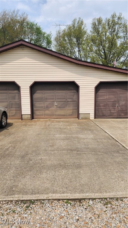 8935 Blackrun Road, Nashport, Ohio image 5