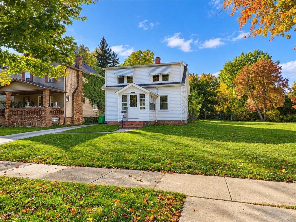 1476 Maplegrove Road