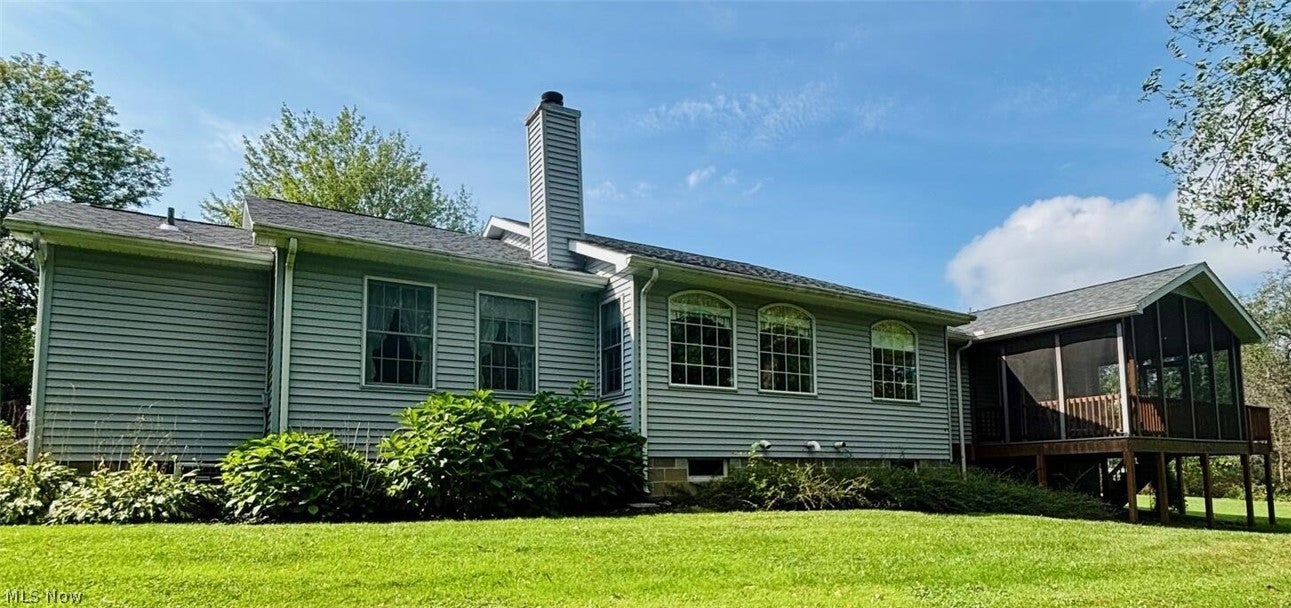 1076 Garrett Road