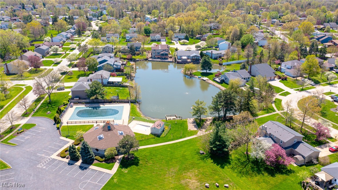 17784 Blazing Star Drive, Strongsville, Ohio image 37