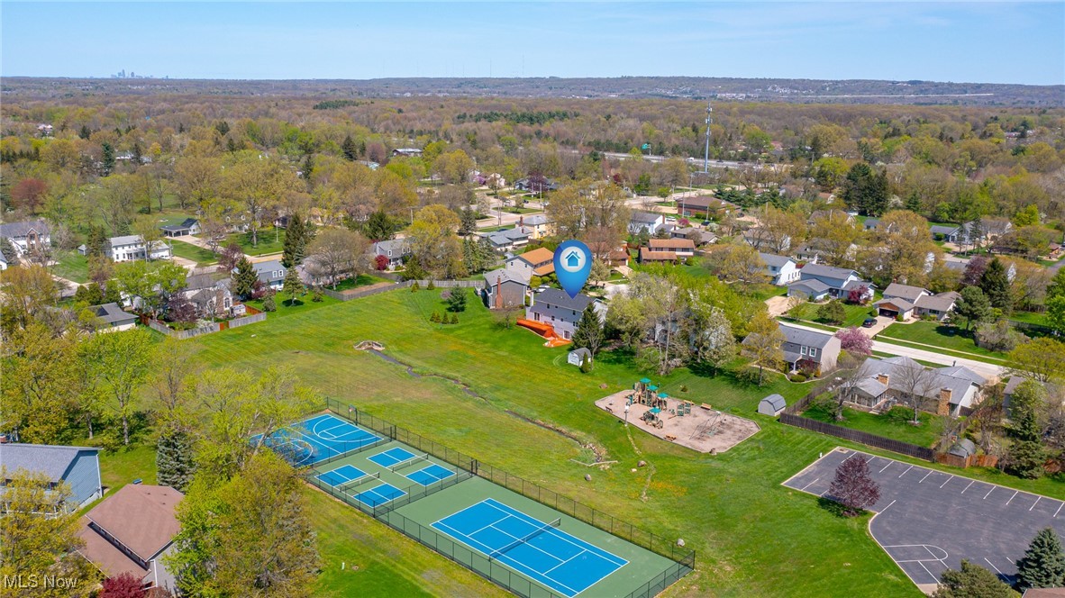 17784 Blazing Star Drive, Strongsville, Ohio image 36