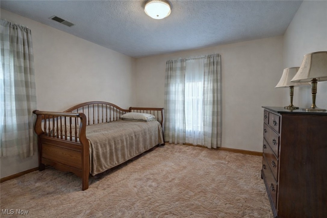 Em & R Myers 1 - Residential