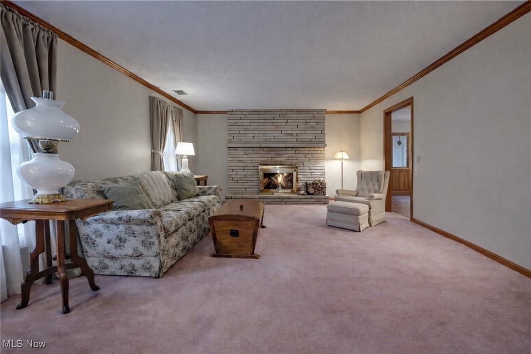 Em & R Myers 1 - Residential