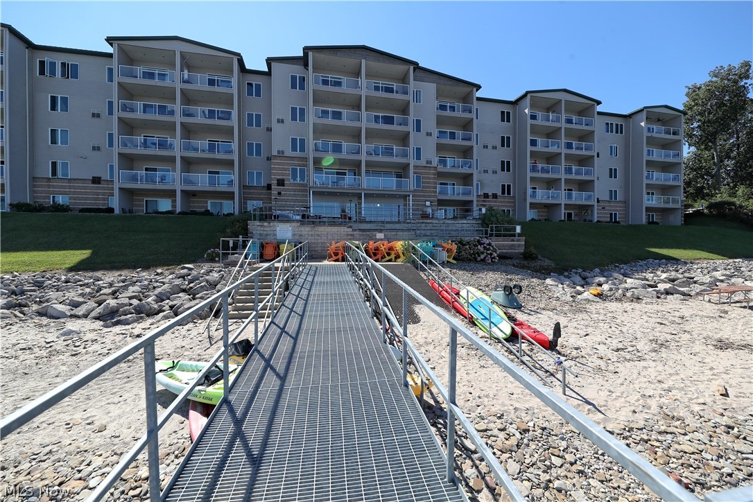 Lake Erie Vista Condo - Residential