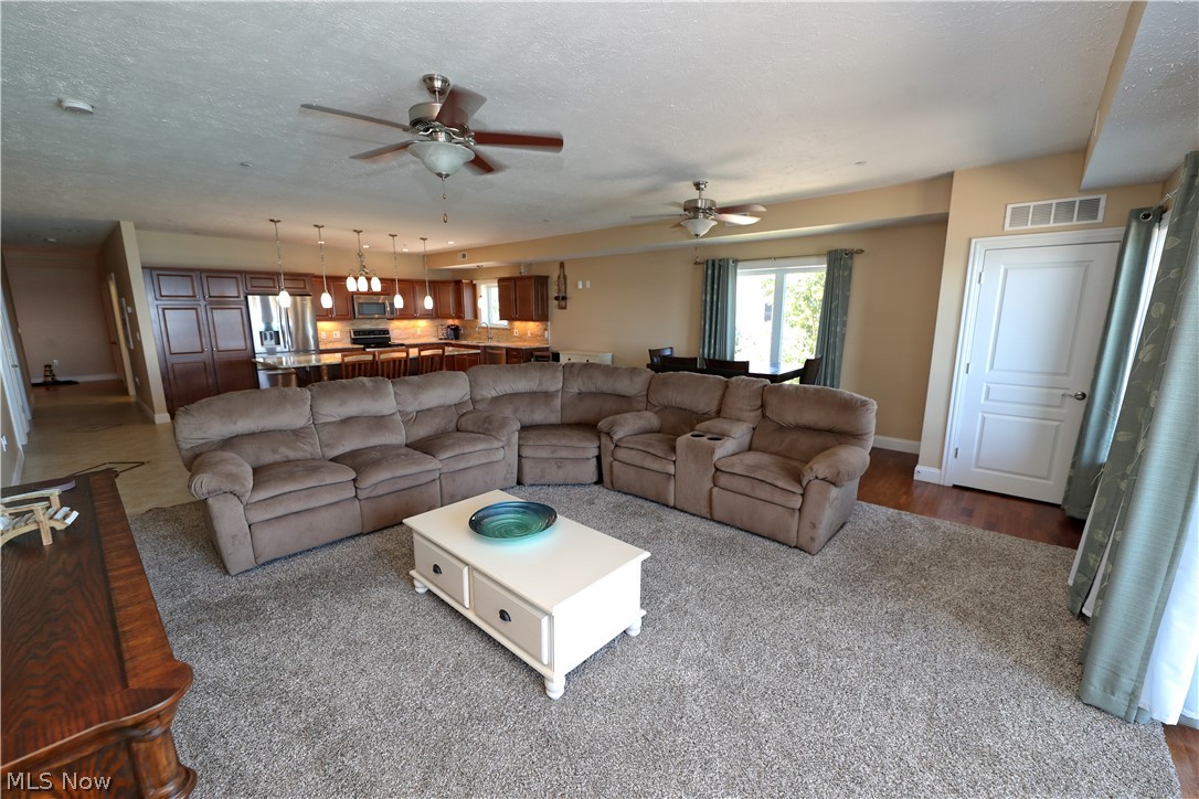 Lake Erie Vista Condo - Residential