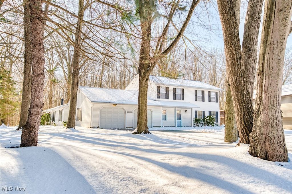 Photo of 6218 Center Street, Mentor, OH 44060 (MLS # 5182384)