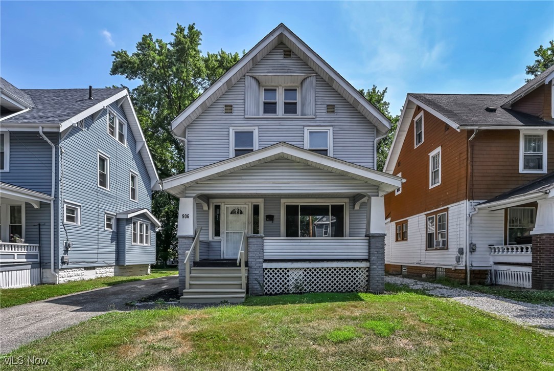 Welcome to this spacious and updated 4-bedroom, 2-bathroom Colonial located in the heart of Akron! With over 2,000 sq ft of living space, this home offers comfort, functionality, and strong investment potential. Recent updates include fresh interior paint, new carpet, and updated flooring throughout. The hot water tank was replaced in 2024, the furnace has been routinely serviced, and the sump pump is in good working condition. The roof is approximately 10 years old, offering peace of mind for years to come.
The home features a generous layout with large bedrooms, a potential 5th bedroom upstairs, ample living and dining space, and a charming front porch. The basement offers additional storage space or potential for future finishing. Off-street parking is available as well as on-site space for multiple vehicles.
This property is ideal for owner-occupants or investors. Rental income potential is strong, with estimated market rents between $1,200–$1,325/month, and AMHA voucher rates for 5-bedroom homes in the 44320 ZIP code at $1,693/month.
Don’t miss out on this move-in-ready home with updates and rental upside. Schedule your showing today!